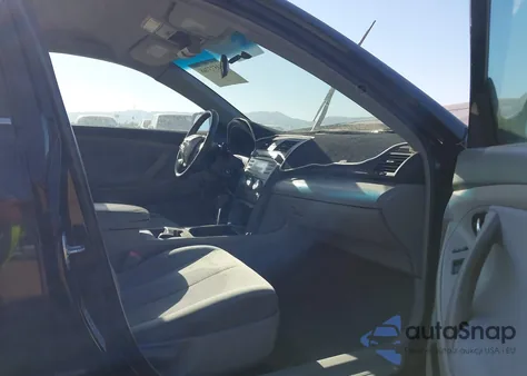 2009 Toyota Camry Le from USA, damaged, VIN 4T4BE46K29R065563